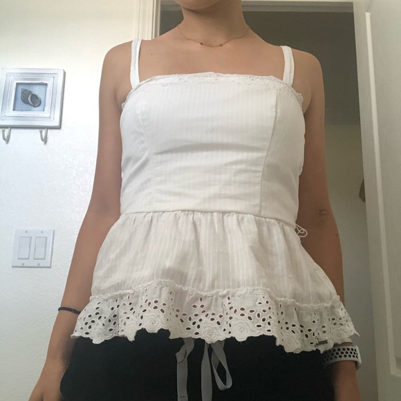 A&F WHITE SUMMER BLOUSE - Picture 4 of 4